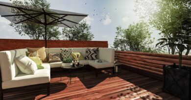 Moderne Loungegruppe auf Holzterrasse mit Schirm | Sonnensegel wasserdicht